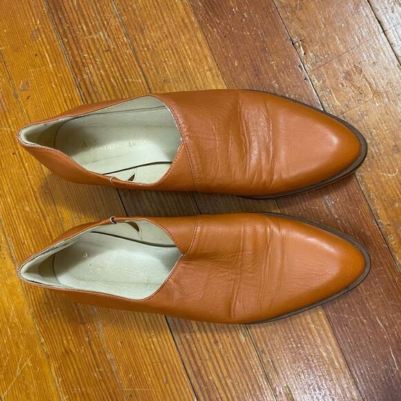 Anthropologie Women’s Size 37 Slip On Ankle Shoes Brown Leather Low Heel - Picture 6 of 12